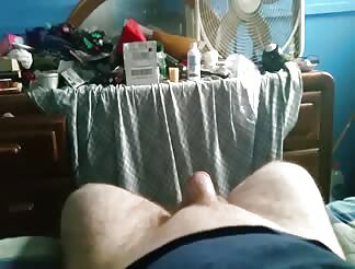 She used her lips to please a mega cock