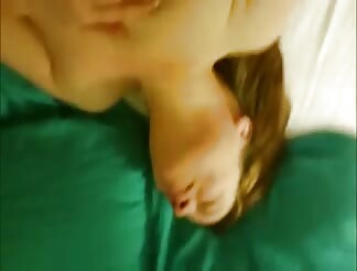 Une maman bien salope qui se fait baiser et avale