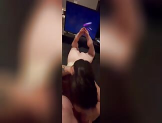 Milf wife gives bj in the pose! 