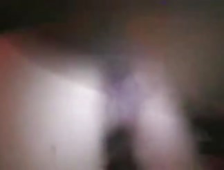 Double penetration for a white lady 