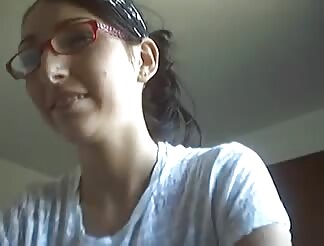 skinny cutie inserting dildo 